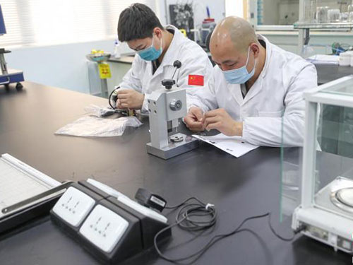 石墨烯的新應(yīng)用，石墨烯技術(shù)制造的東奧會發(fā)熱服裝